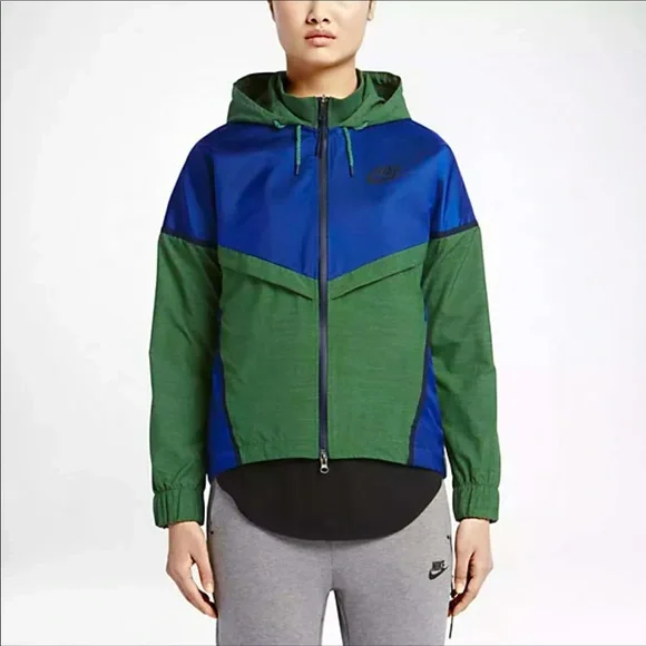 Nike bonded shop windrunner